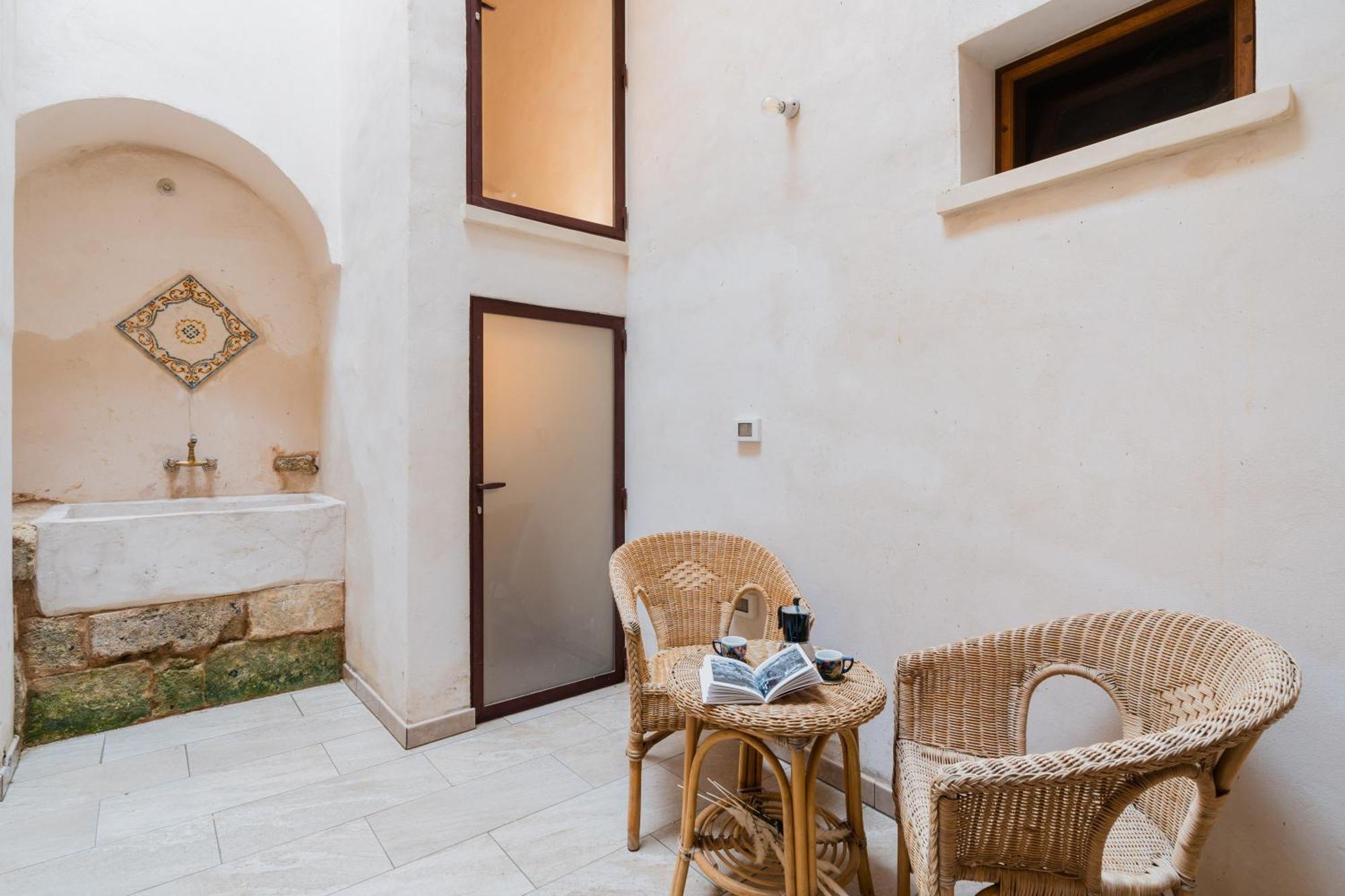 Dimora Tizzi - Boutique Apartment - By Just Houses Srl Alessano Esterno foto
